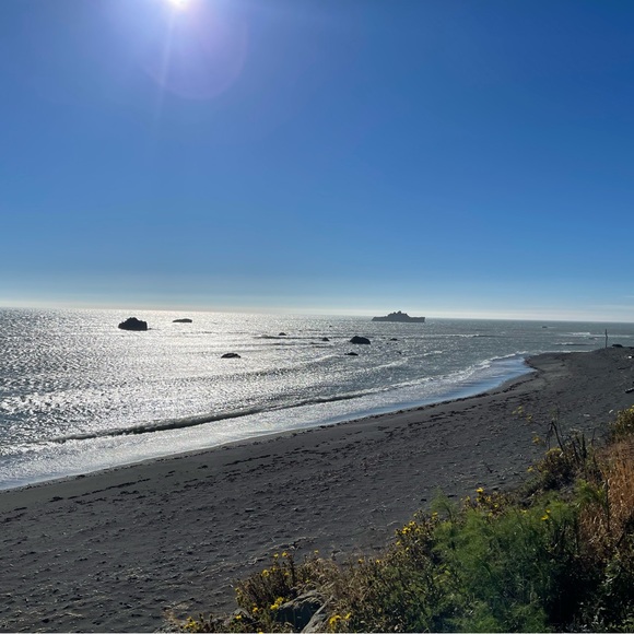 Meet your Posher, Kathy - Picture 3 of 4